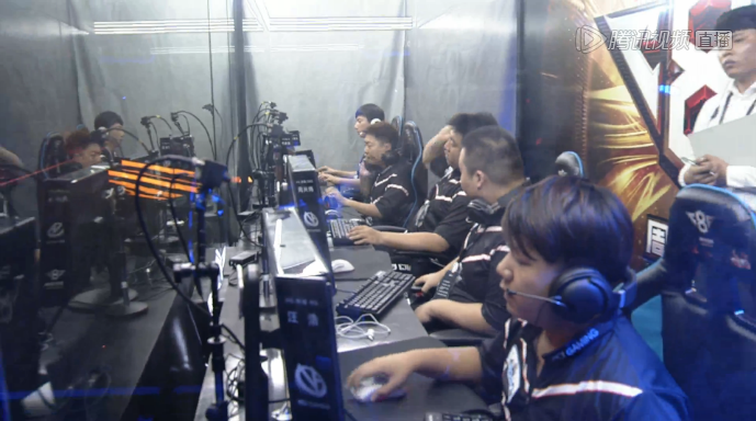 LGD群访 Envyy：（能赢）在优势的时候打的更积极是重要原因